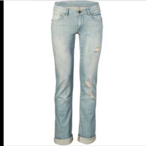 CABI Boyfriend Light Crop Jeans #748 Distressed M